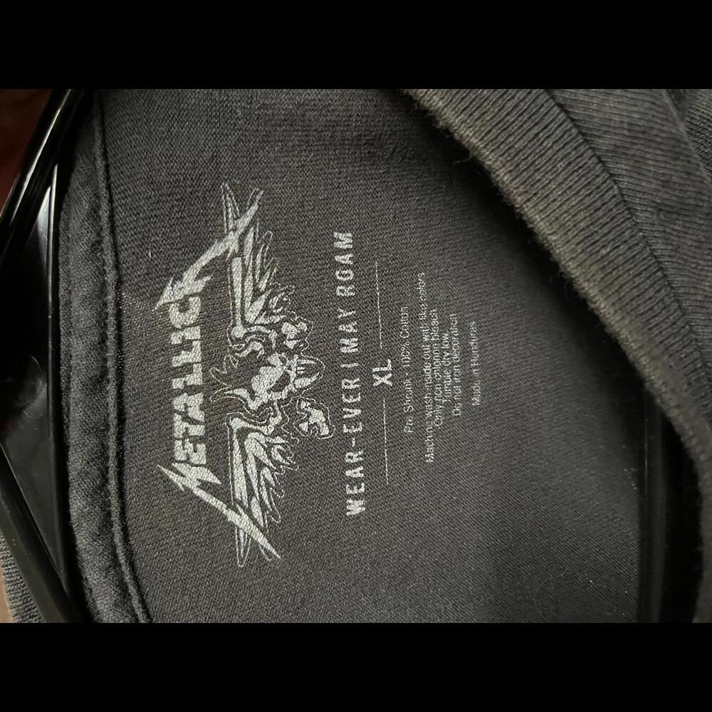 Metallica T-shirt - World Wired Tour 2017 Foxboro Stadium XL - Picture 3 of 5